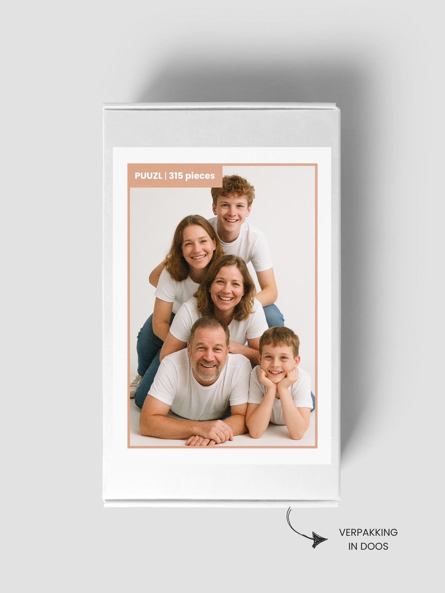 Fotopuzzel verpakt in klassieke legpuzzel doos. Gekozen stijl: Clean (originele foto zonder bewerking). Simpel maar toch bijzonder voor jezelf of als cadeau!