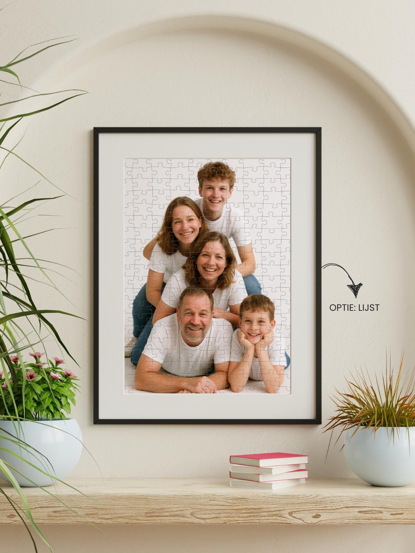 Fotopuzzel in lijst met jouw foto in Clean stijl. Mooi om op te hangen als decoratie, terug in de doos is namelijk zonde..